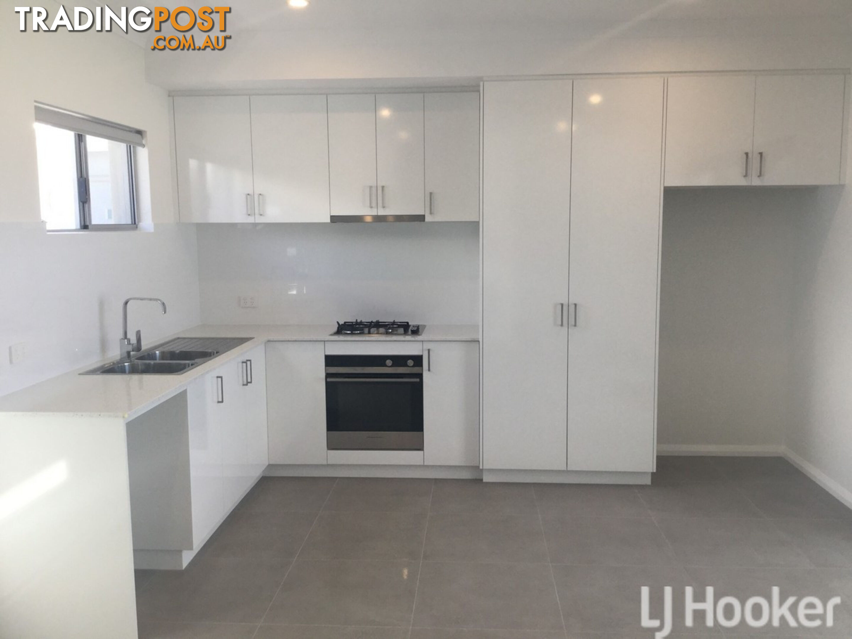 8/10 Day Road MANDURAH WA 6210