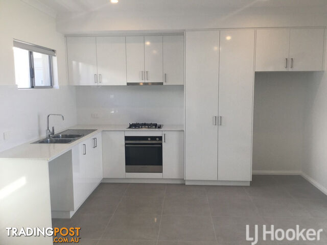 8/10 Day Road MANDURAH WA 6210