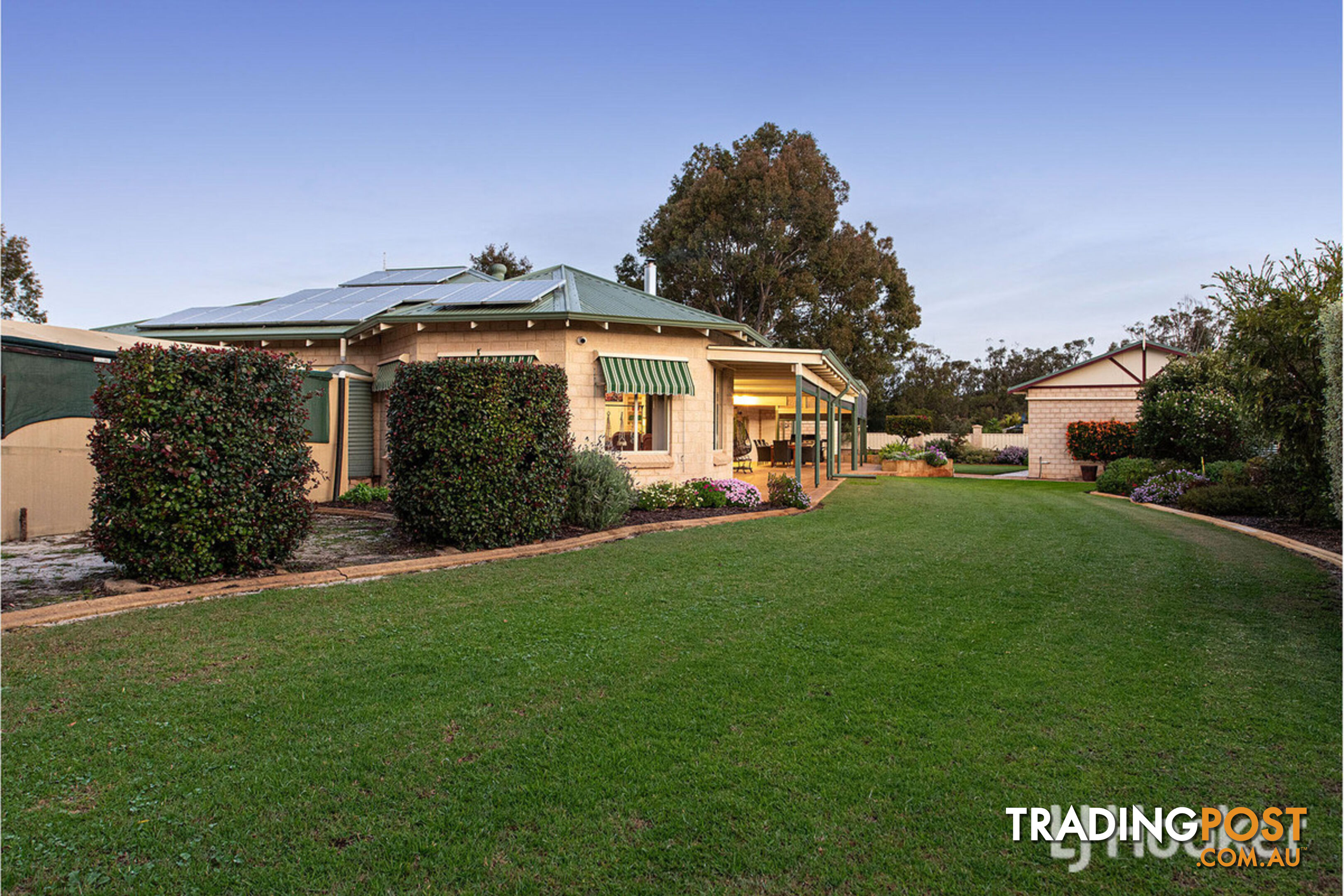 14 Midsummer Circle PINJARRA WA 6208