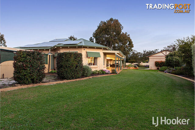 14 Midsummer Circle PINJARRA WA 6208