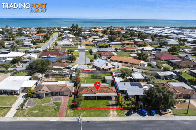 18 Angalore Road MADORA BAY WA 6210