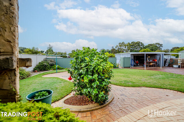 4 Banjup Road GREENFIELDS WA 6210