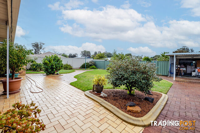 4 Banjup Road GREENFIELDS WA 6210