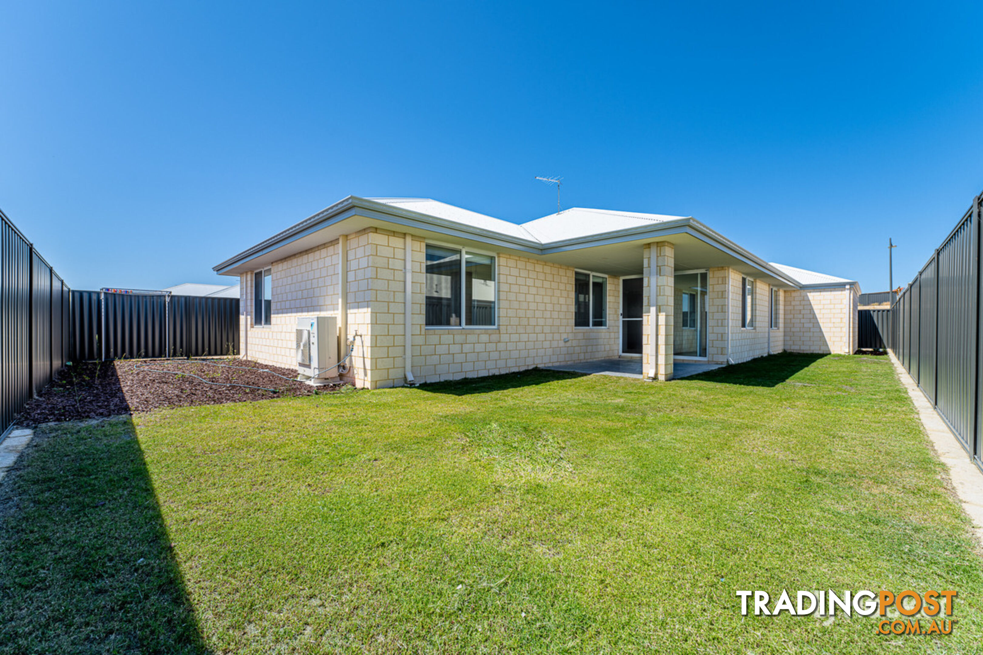 14 Lauderdale Road MADORA BAY WA 6210