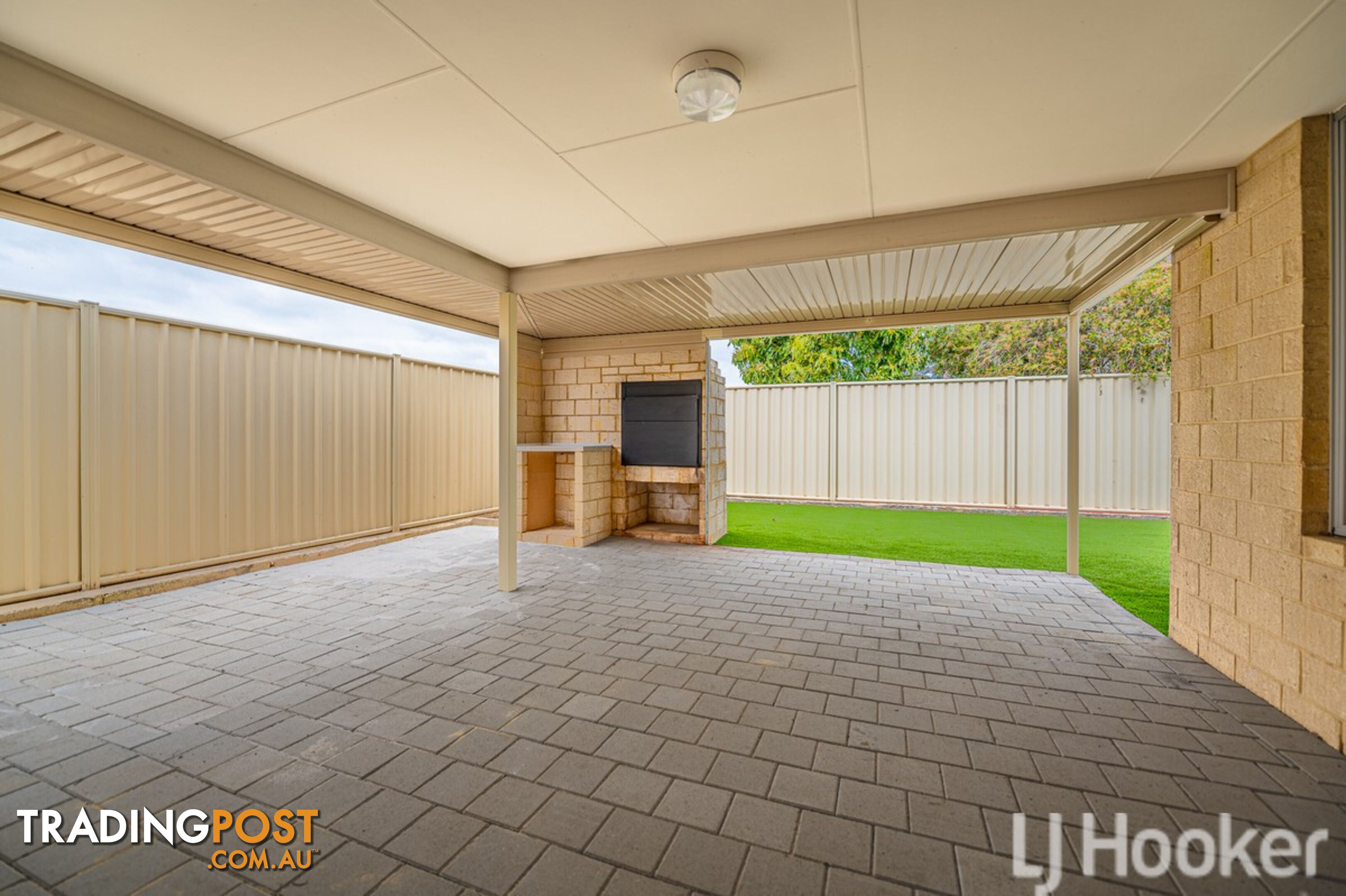 16 Payanna Grange LAKELANDS WA 6180