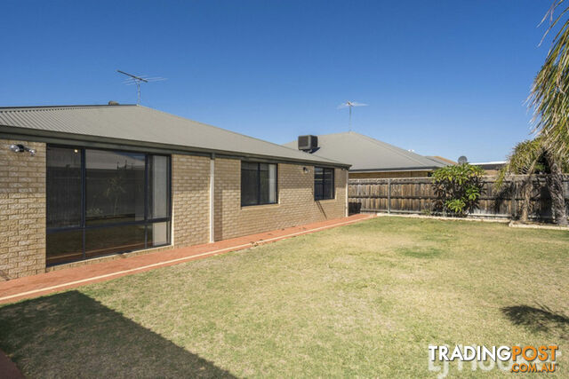 23 Senecio Way HALLS HEAD WA 6210