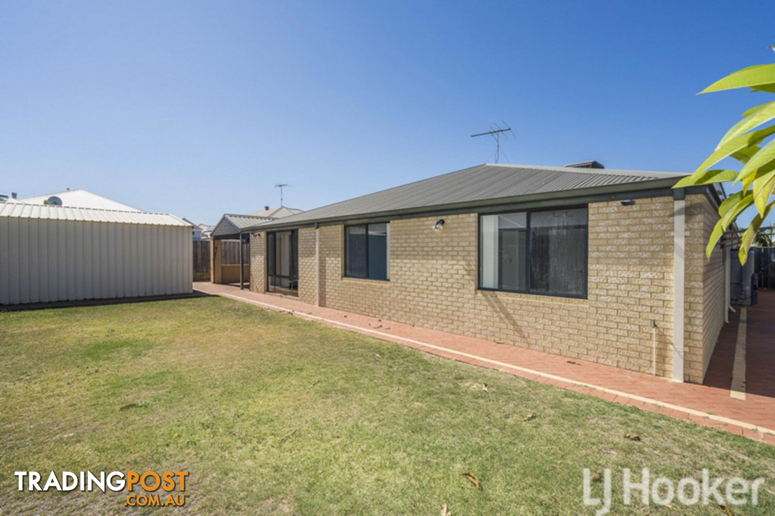 23 Senecio Way HALLS HEAD WA 6210