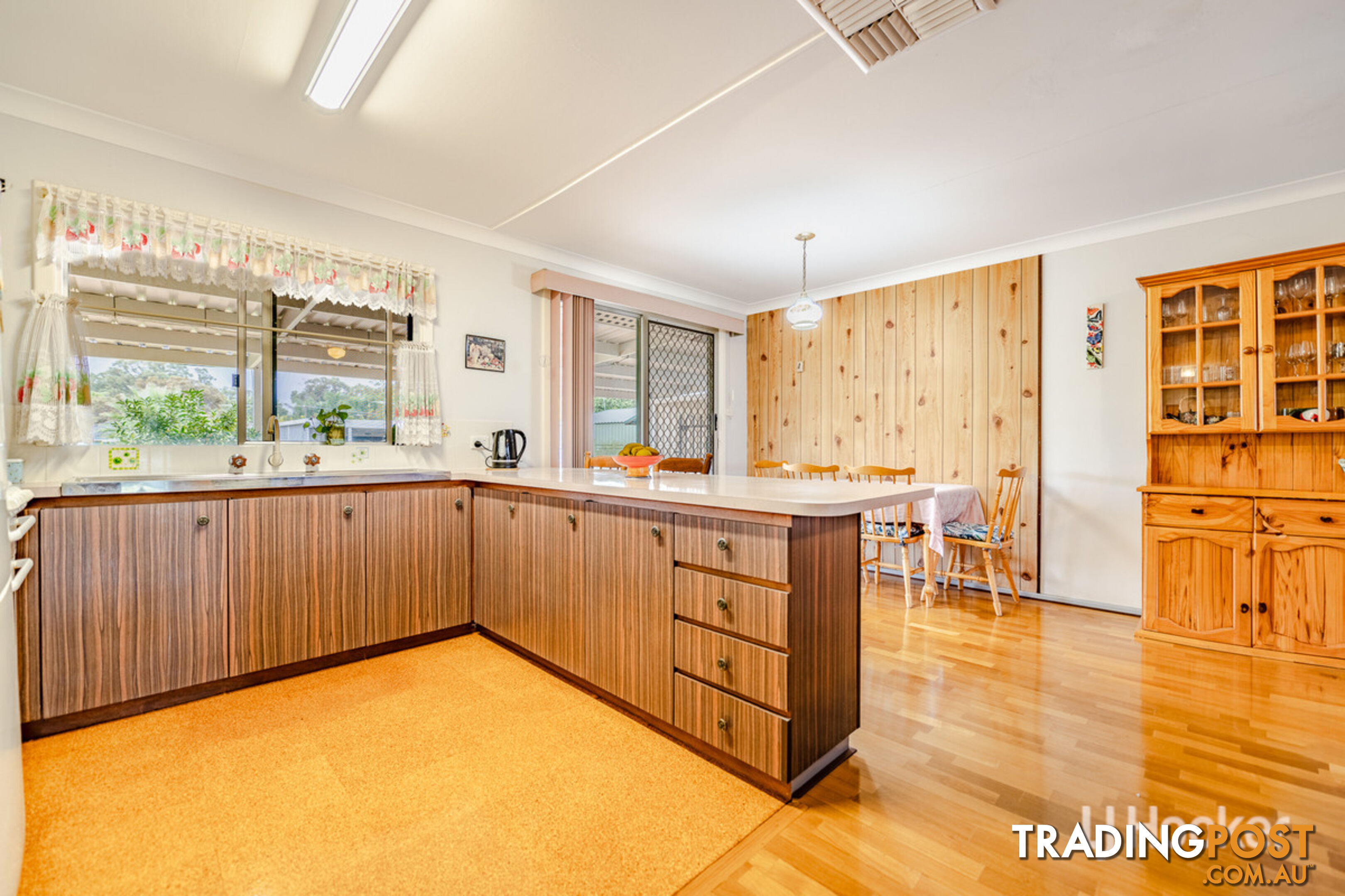 4 Banjup Road GREENFIELDS WA 6210