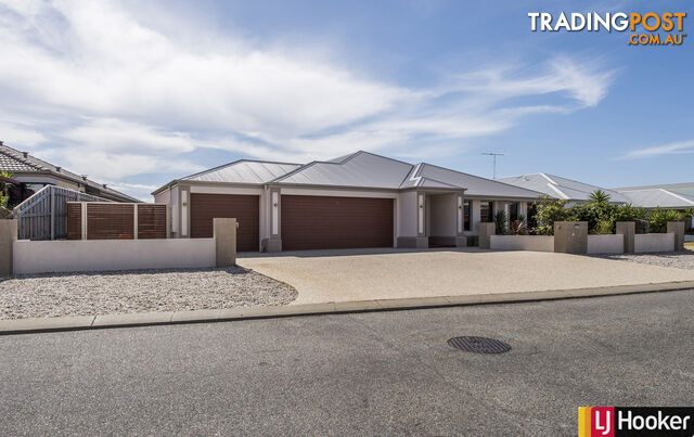 297 Peelwood Parade HALLS HEAD WA 6210