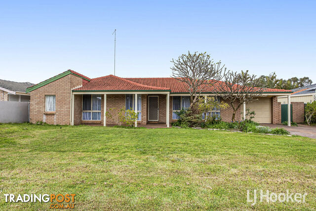 8 Sandalwood Parade HALLS HEAD WA 6210