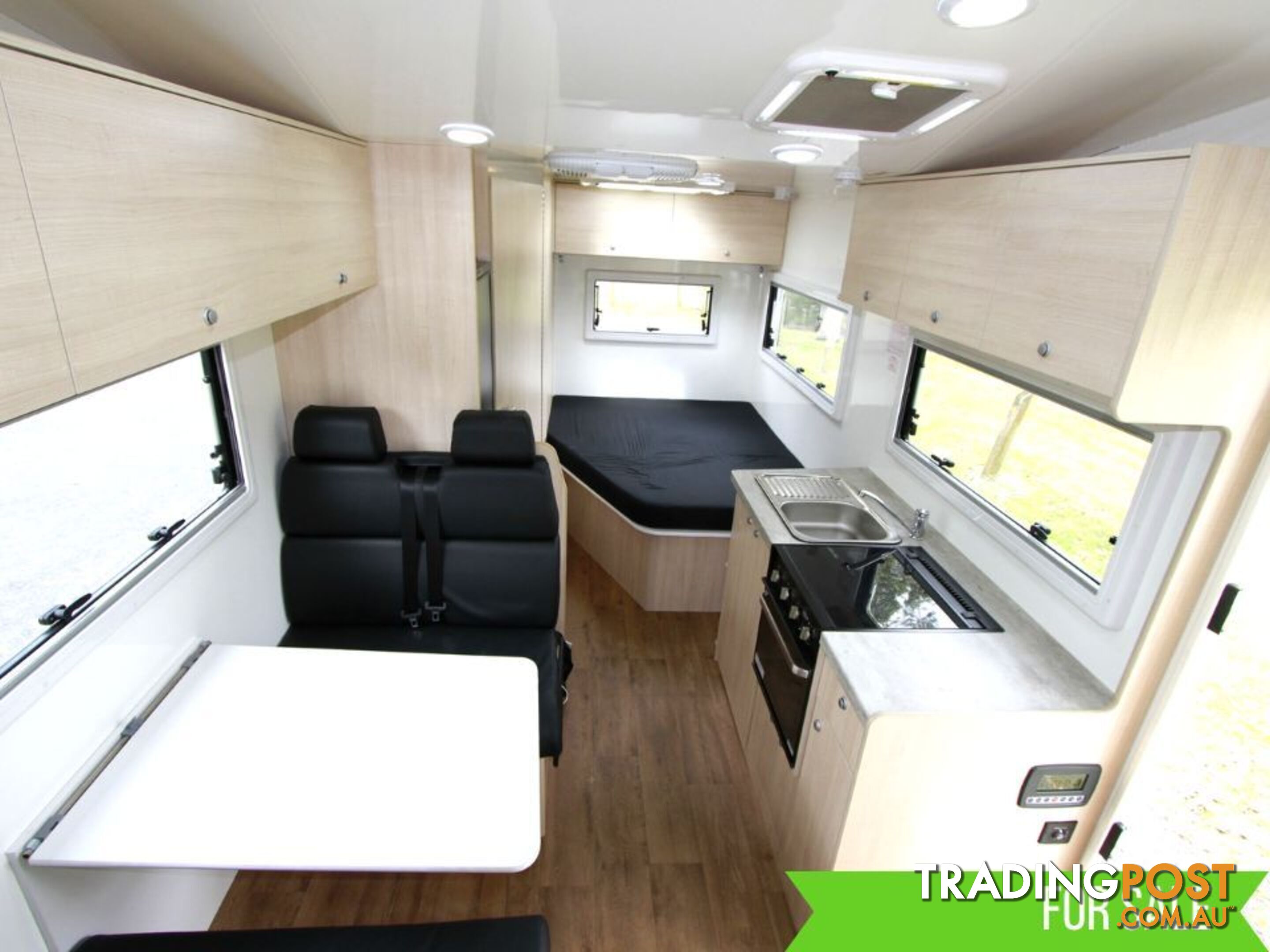 2021 SUNCAMPER SOVEREIGN CUSTOM