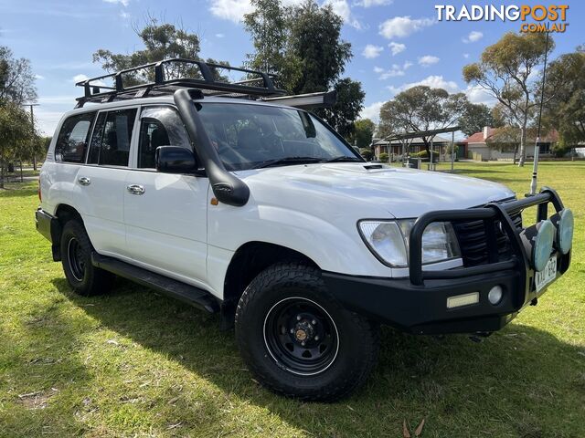 2003 TOYOTA LANDCRUISER (4X4) HZJ105R WAGON