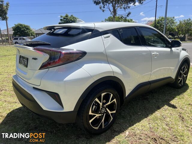 2017 TOYOTA C-HR KOBA (2WD) NGX10R UPDATE WAGON