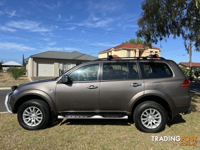 2011 MITSUBISHI CHALLENGER LS (5 SEAT) (4X4) PB MY11 WAGON