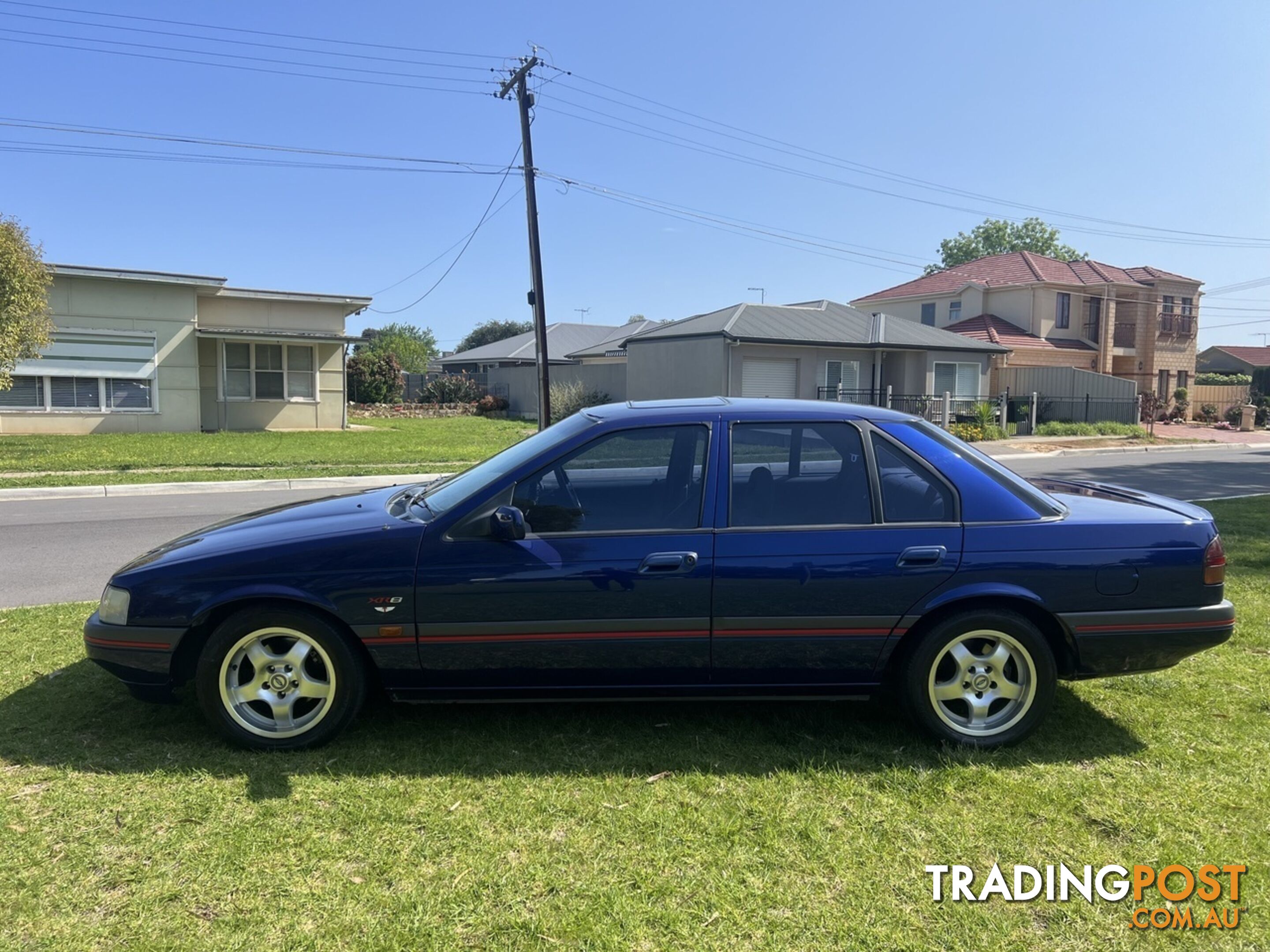 1993 FORD FALCON S XR8 ED SEDAN