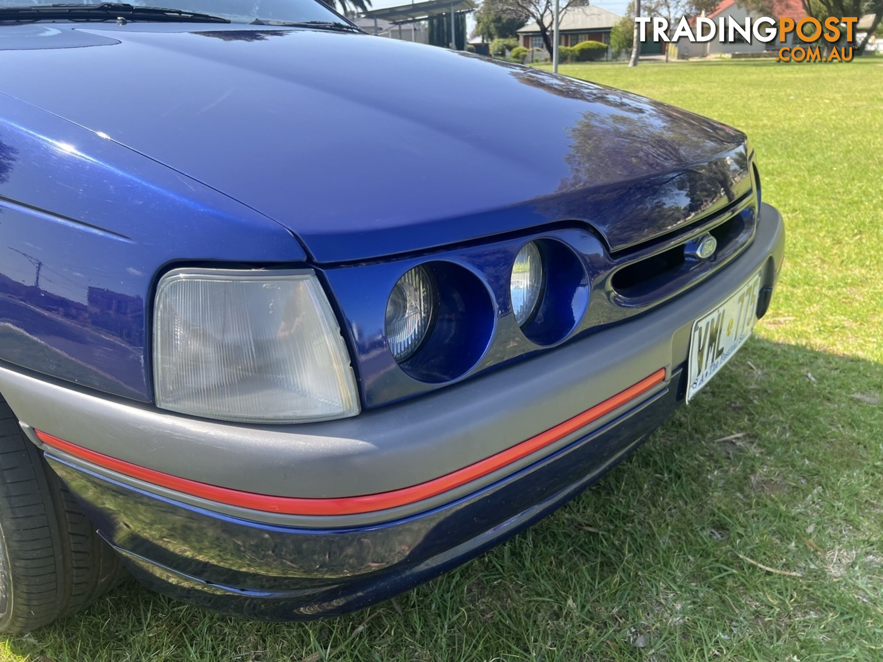 1993 FORD FALCON S XR8 ED SEDAN