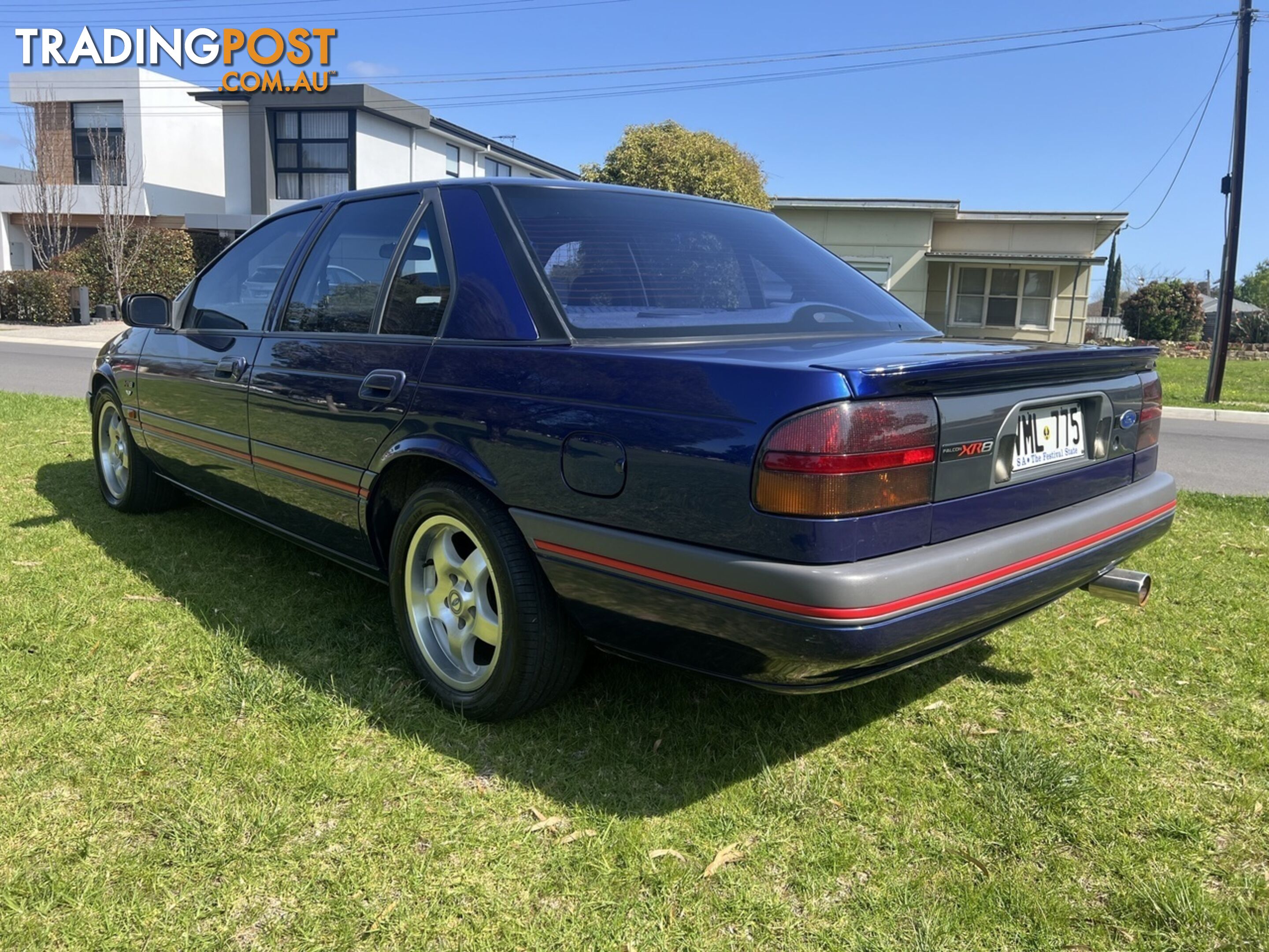 1993 FORD FALCON S XR8 ED SEDAN