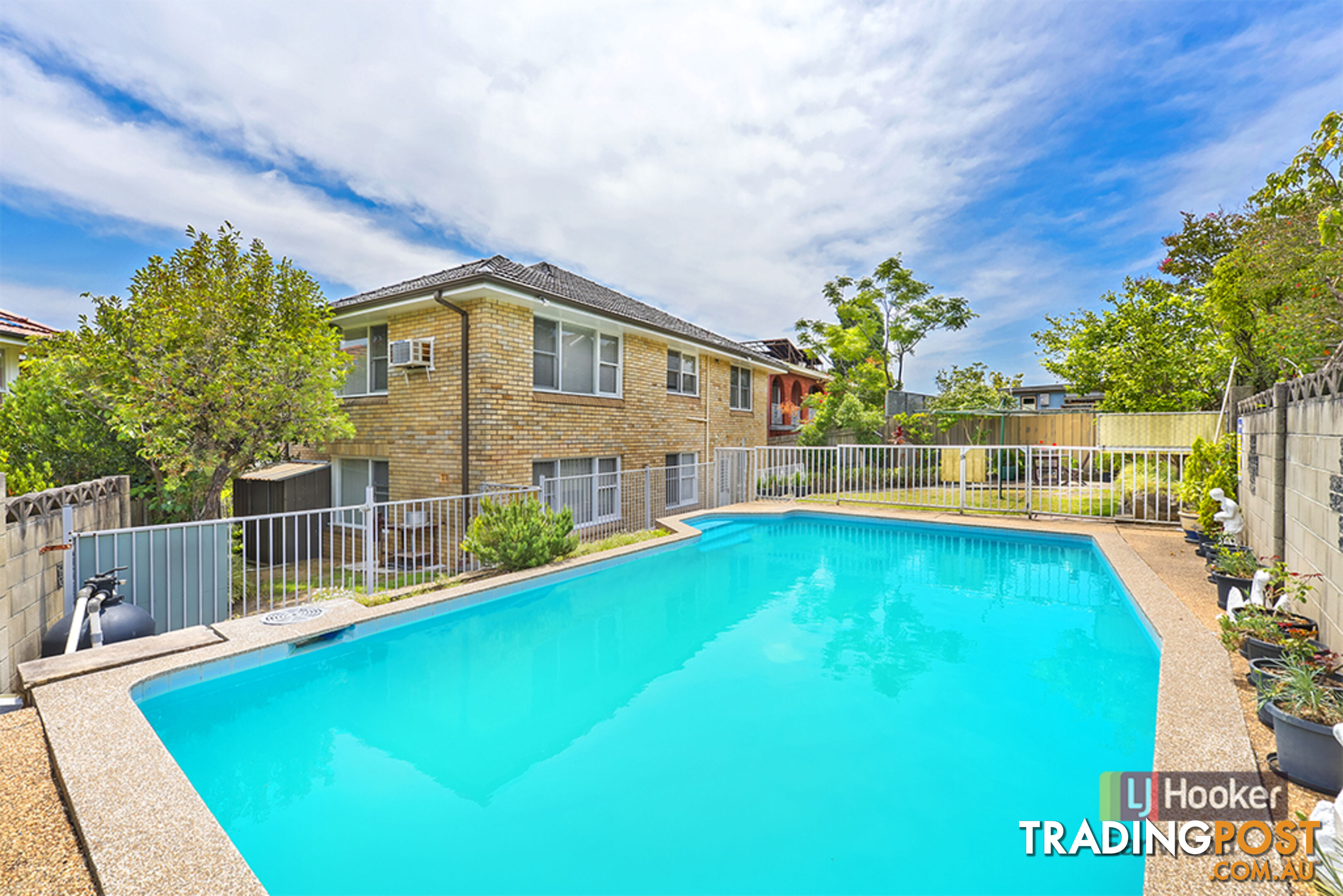 12 Macleay Place EARLWOOD NSW 2206