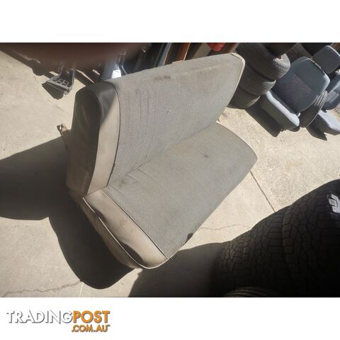 FORD FALCON - photo 5 of 7