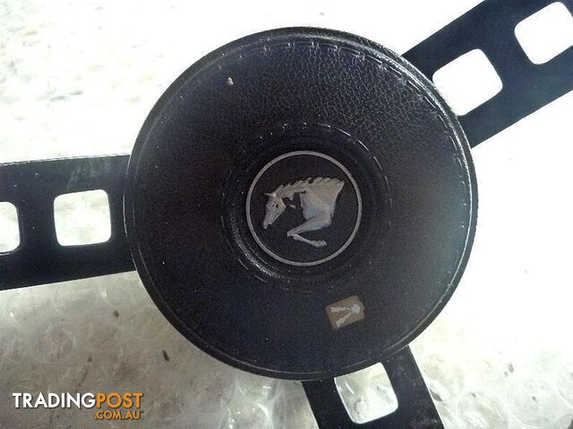 MUSTANG STEERING WHEEL - photo 5 of 6