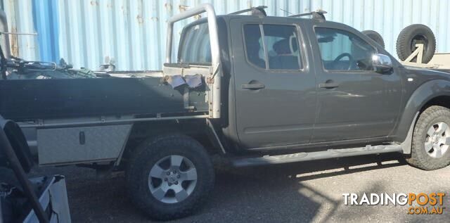 2006 NISSAN NAVARA D40