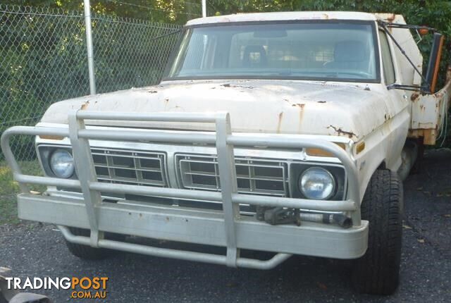 1975 FORD F350