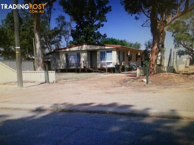 10 Brimson Street Eneabba WA 6518