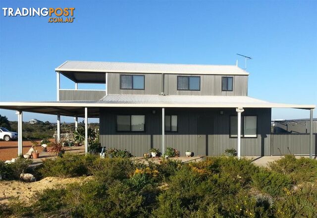 225 River Loop Jurien Bay WA 6516