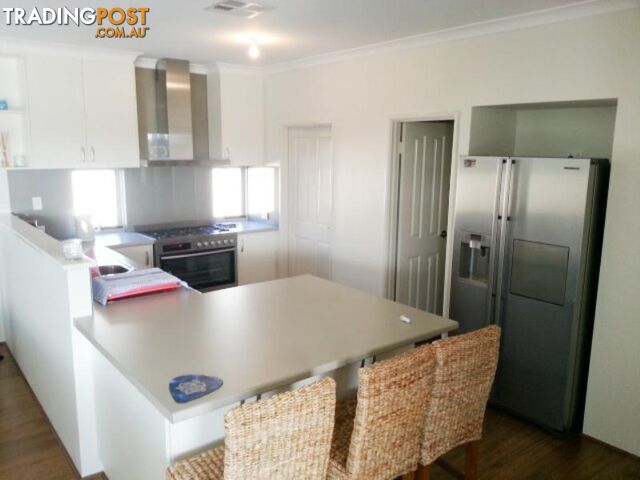 23 Adriana Parade Jurien Bay WA 6516