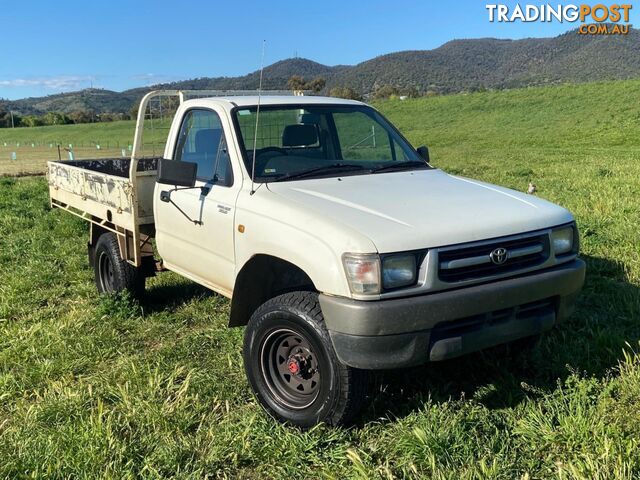 1997 TOYOTA HILUX LN167R  CAB CHASSIS