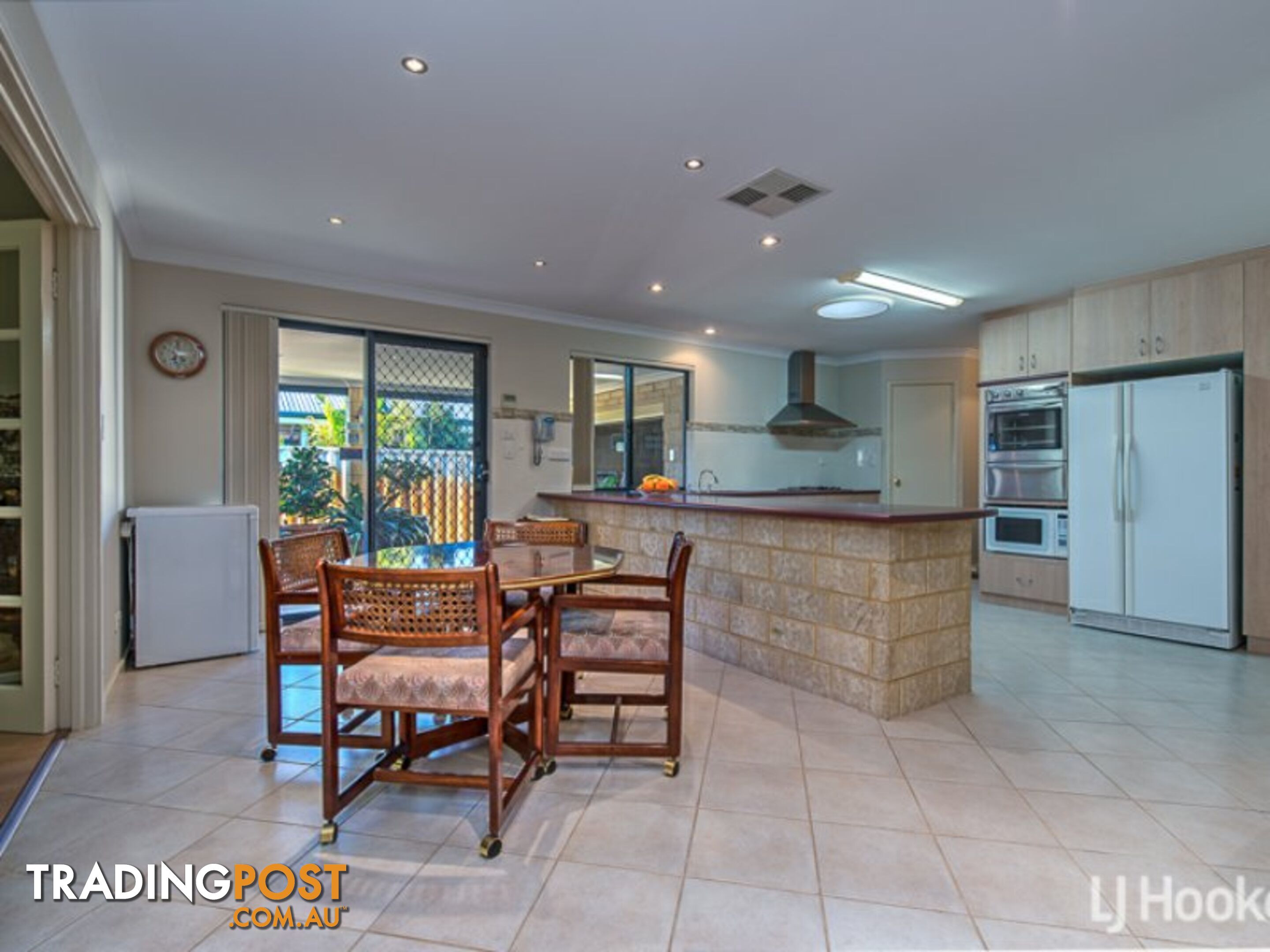 5 Orchid Pass THORNLIE WA 6108