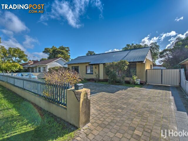 7 Clancy Way THORNLIE WA 6108