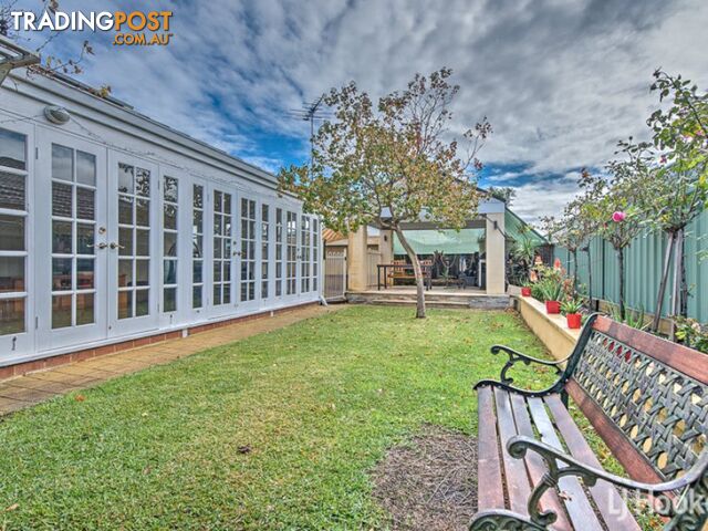 15 Merlin Way WATTLE GROVE WA 6107