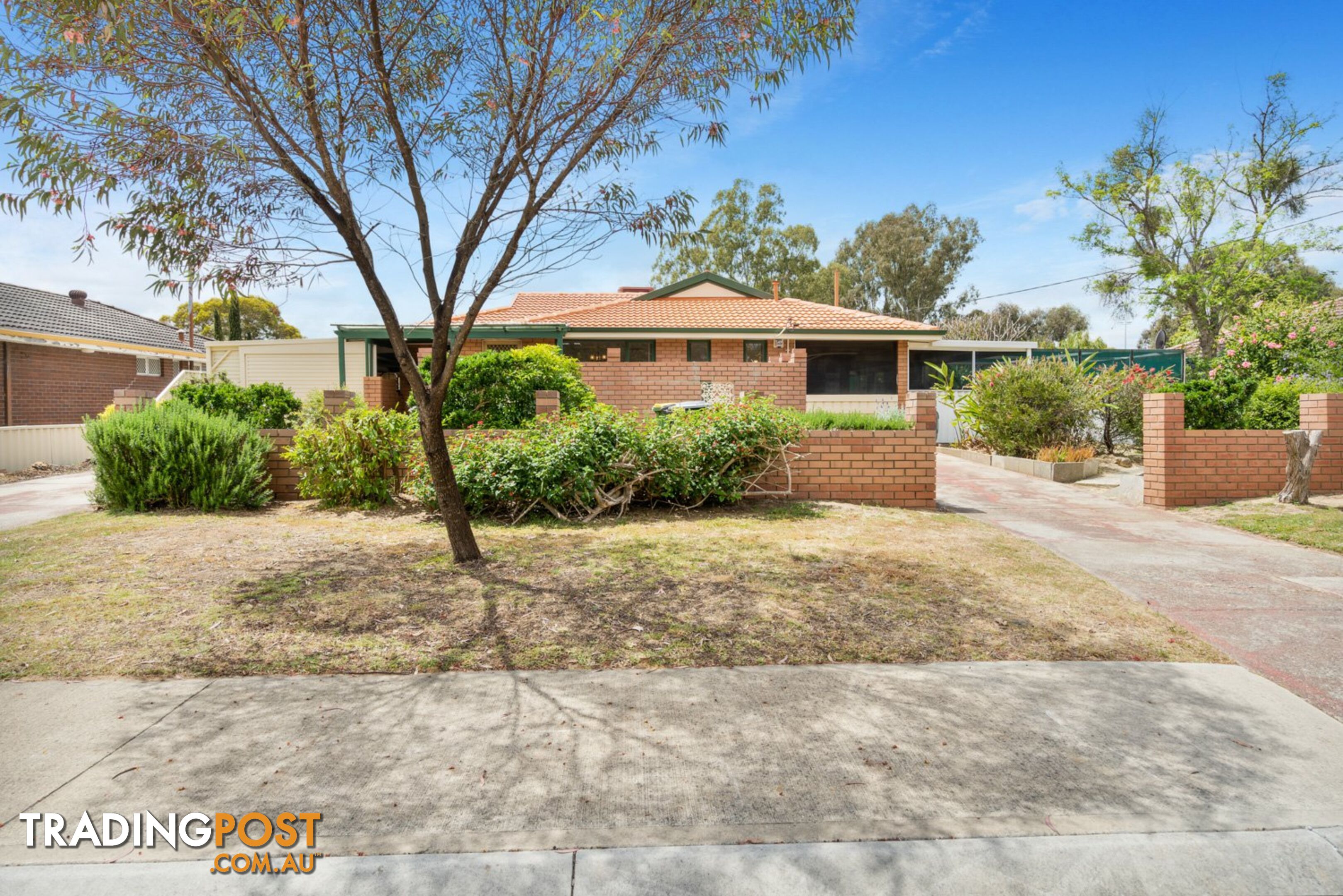 66 Hilton Crescent MADDINGTON WA 6109