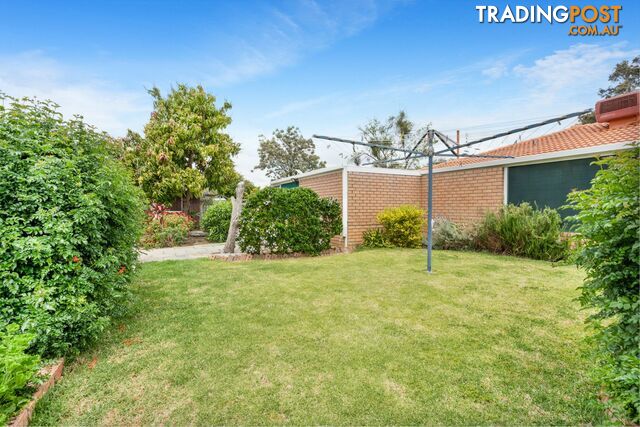 66 Hilton Crescent MADDINGTON WA 6109