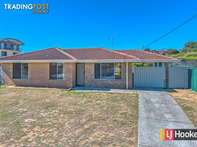 61 Leonard Way SPEARWOOD WA 6163