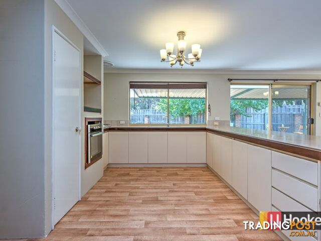 17 Skua Grove SEVILLE GROVE WA 6112