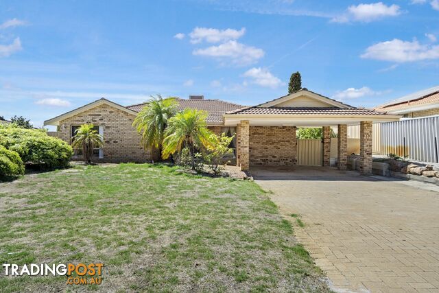 12 Hickory Drive THORNLIE WA 6108