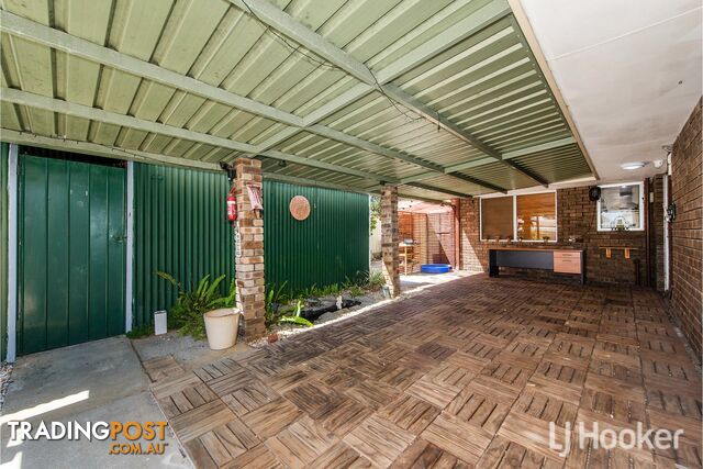 15 Rushbrook Way THORNLIE WA 6108