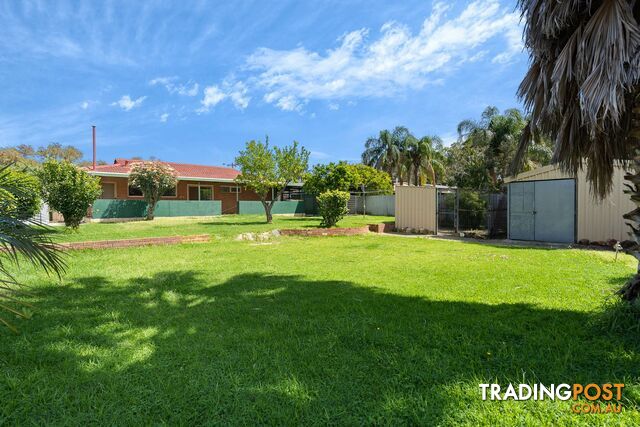 5 Cowan Street MADDINGTON WA 6109