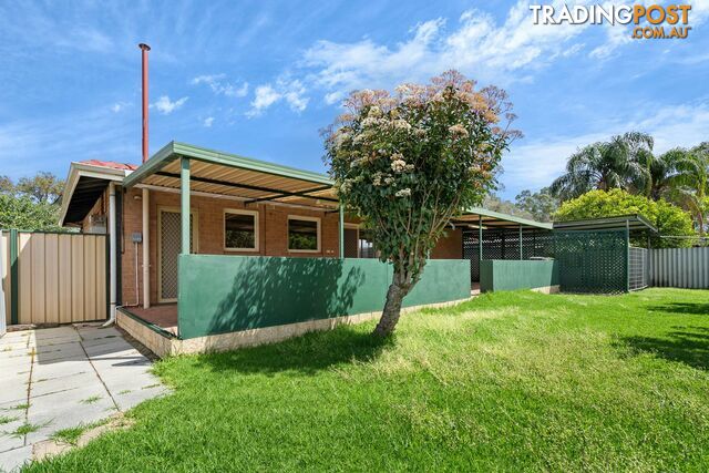 5 Cowan Street MADDINGTON WA 6109