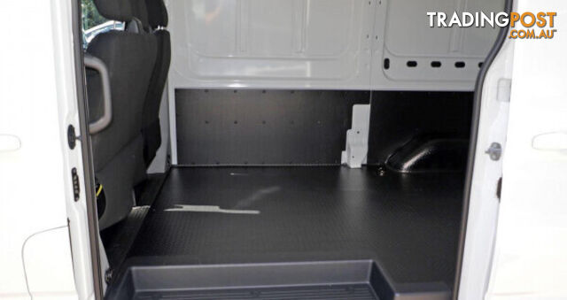 2026 LDV DELIVER 9 MWB MID ROOF MEDIUM BUS - photo 4 of 15