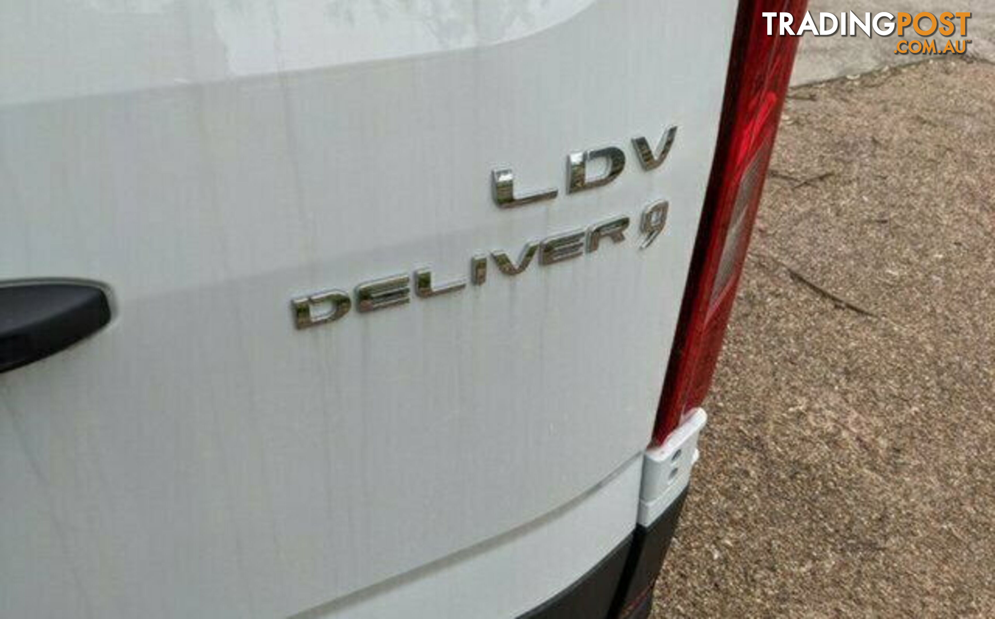 2023 LDV DELIVER 9 MID ROOF LWB  VAN