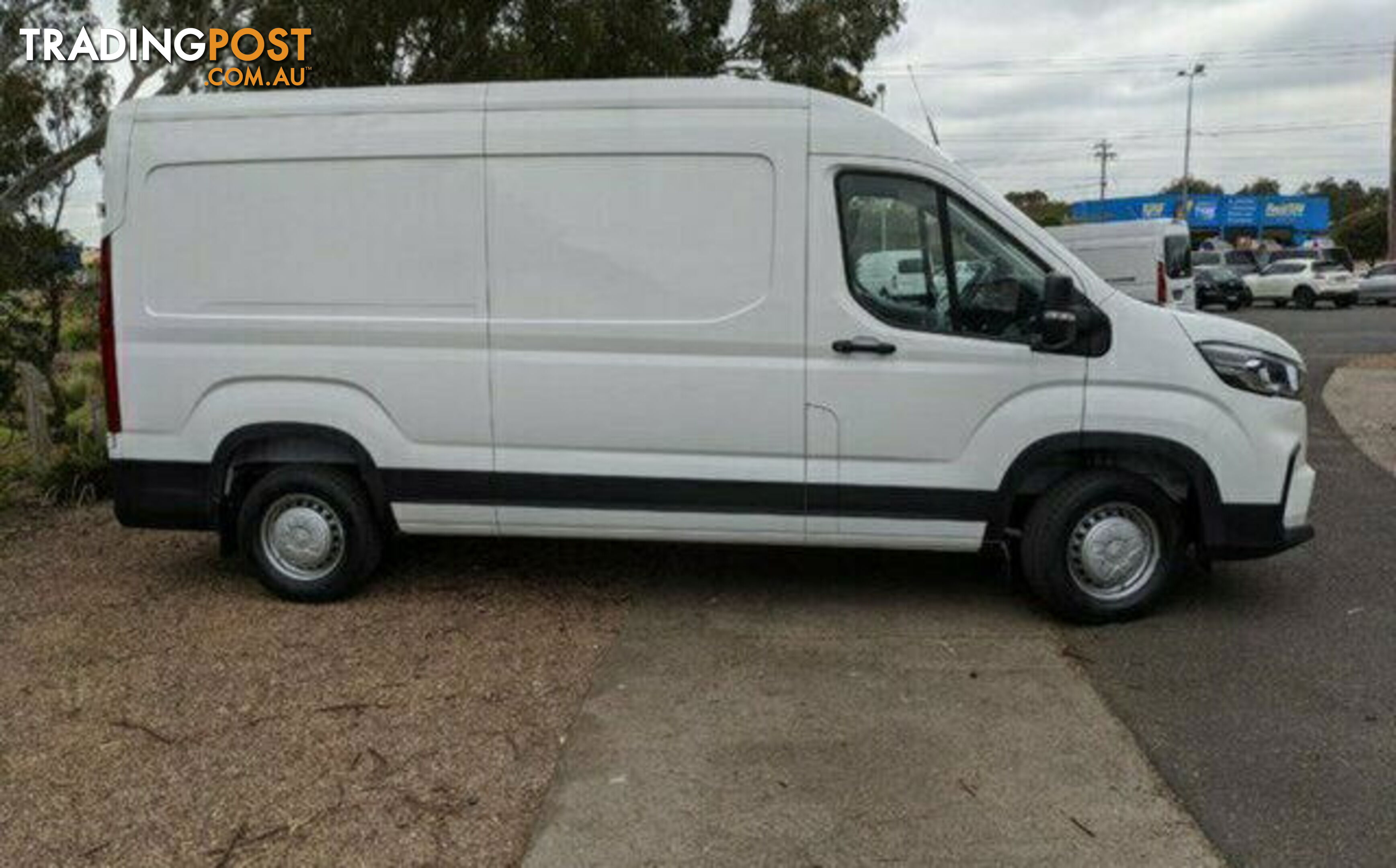 2023 LDV DELIVER 9 MID ROOF LWB  VAN