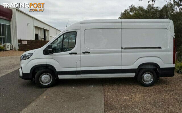 2023 LDV DELIVER 9 MID ROOF LWB  VAN