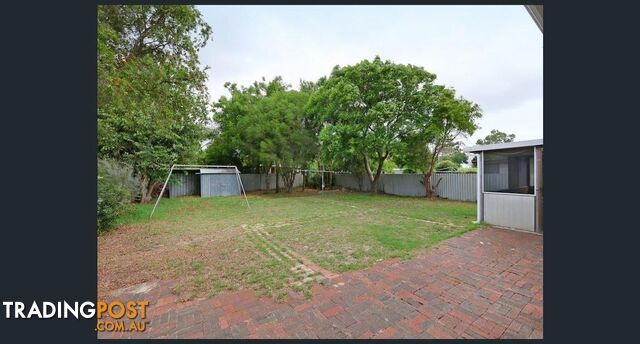 96 Third Avenue KELMSCOTT WA 6111