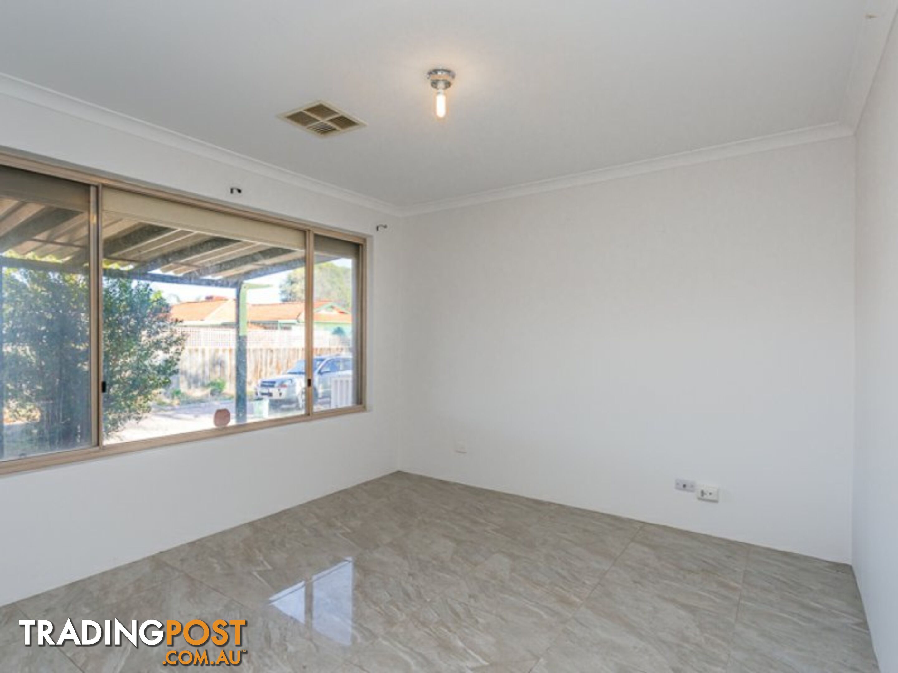 18 Navel Close SEVILLE GROVE WA 6112