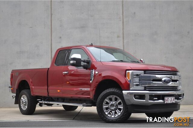 2018 FORD F350 LARIAT UTE