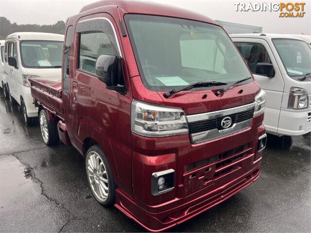 2022 DAIHATSU HIJET UET