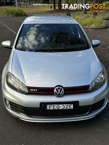 2013 Volkswagen Golf VI GTI Hatchback Automatic